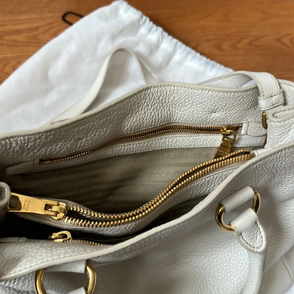 Prada authentic leather double bag  , gently used excellent condition 13*9*7 - Picture 7 of 8